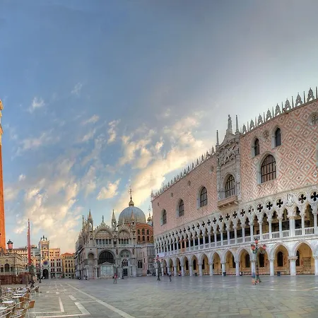 Venice Casanova Nocleg ze śniadaniem