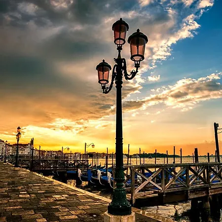 Venice Casanova * Limena